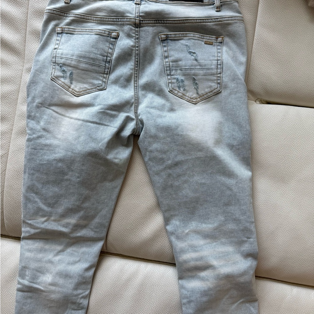 AMIRI Distressed Jeans- light wash